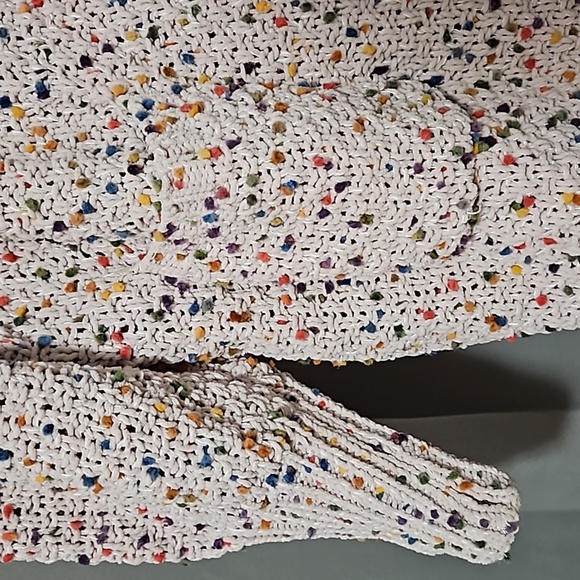 Cardigan - Picture 2 of 7